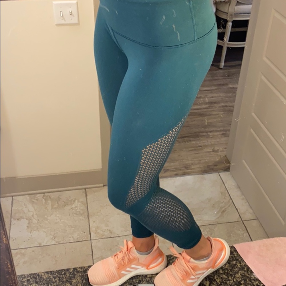 Lululemon Reveal 7/8 Leggings